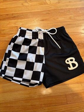 BUCKETSQUAD CHECKERBOARD SHORTS MENS SMALL